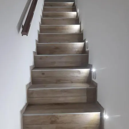 Apartament Sikelia House *