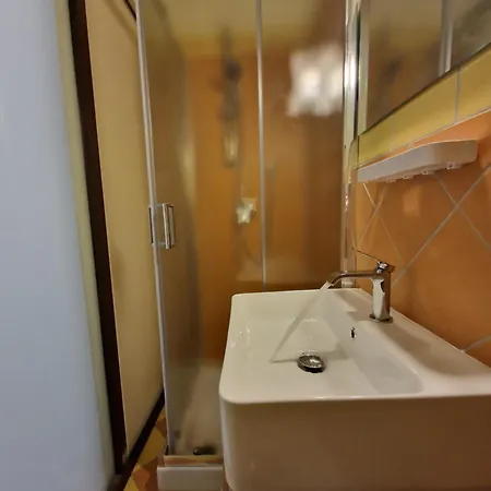 Apartament Sikelia House *