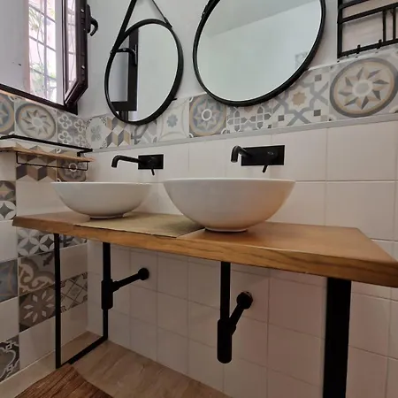 Sikelia House Apartment *