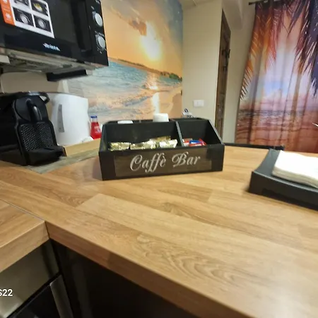 Sikelia House تْشيفالو